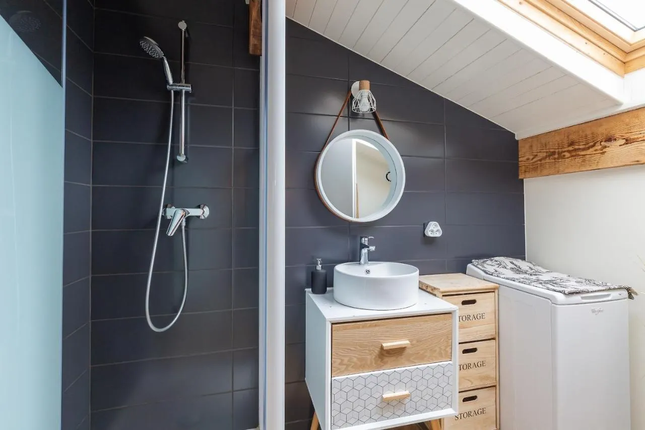 Cozy Apartment In The Village Center Saint-Jean-de-Sixt